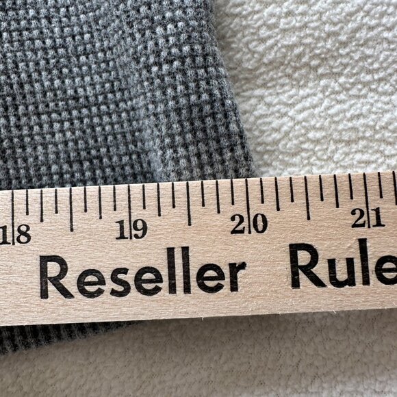 Old Navy Men's Gray Long Sleeve 2 Button Thermal Henley SZ Large - Picture 4 of 8